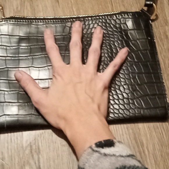 Black snake skin wrist bag - Picture 3 of 10